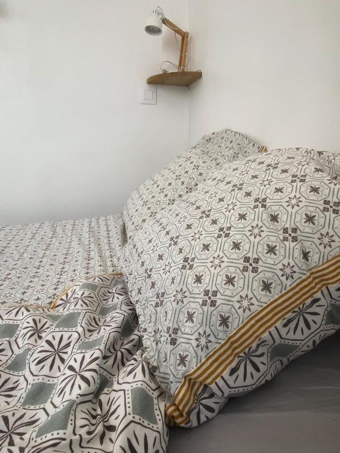 Escapade A Sanary, Au Coeur Du Village, 200M Du Port,Clim,Wifi,Parking Екстериор снимка