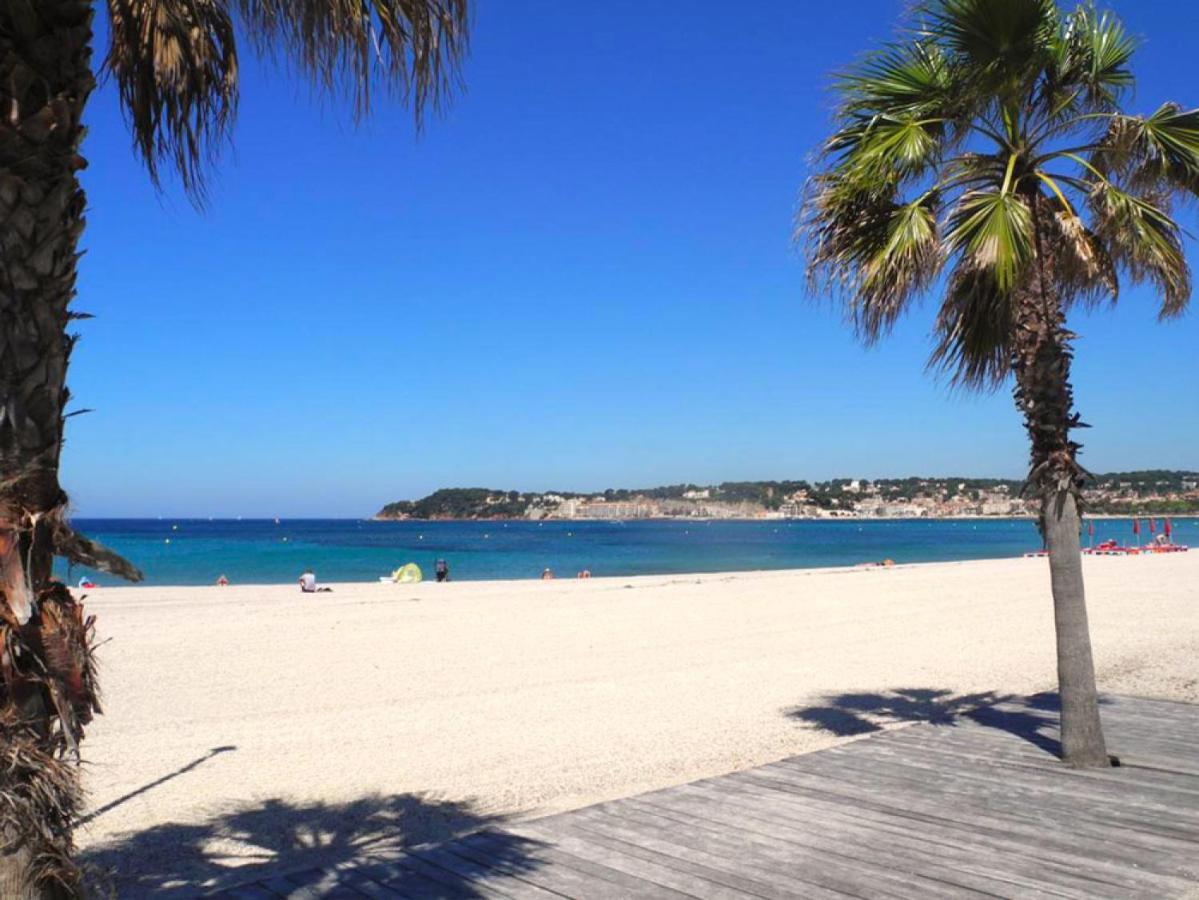 Escapade A Sanary, Au Coeur Du Village, 200M Du Port,Clim,Wifi,Parking Екстериор снимка